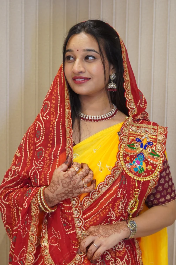 NS Rajasthani Handwork Chunri Georgette Broach Odhna