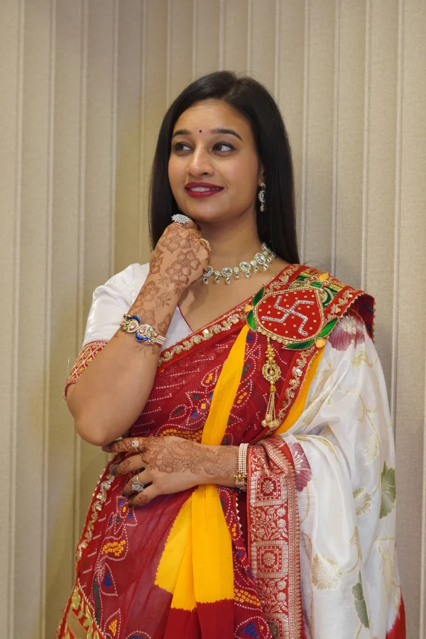 ns-b3-3 NS Handwork Pomcha Georgette Traditional Brooch Odhna