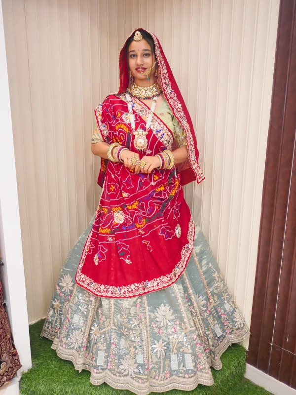 NS Traditional Chunri with Zardozi Hand Embroidery