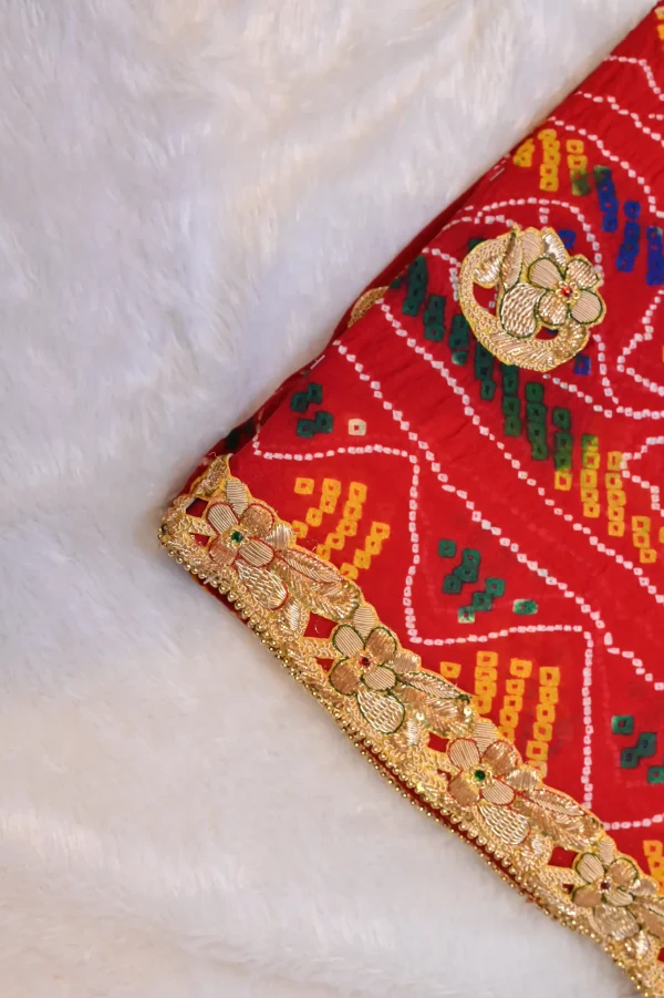 NS Ethnic Traditional  Belbuti Chunri Ojaria