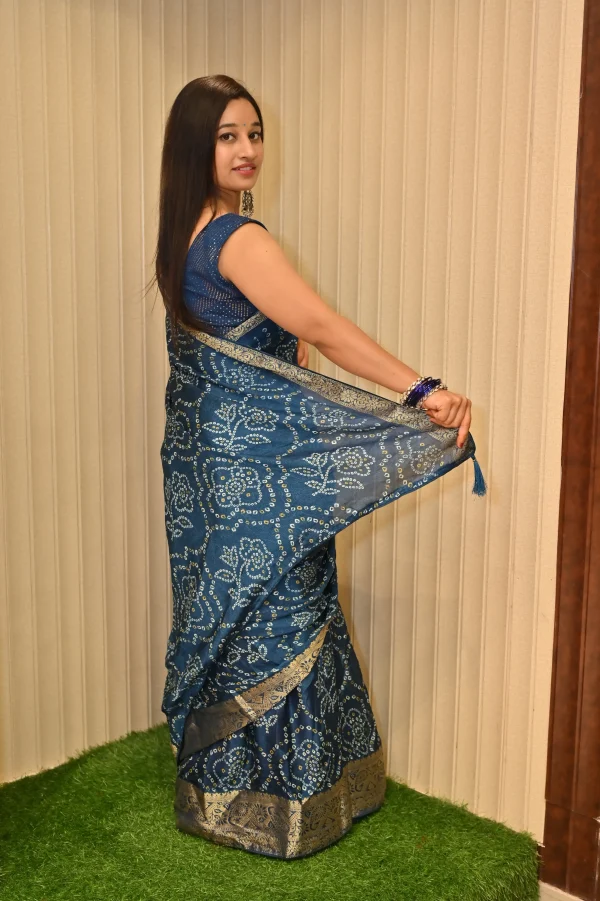 NS Zari Work Moss Jacquard Traditional Festive Wear Saree